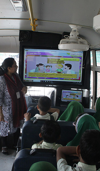 MOBILE LEARNING CENTERS